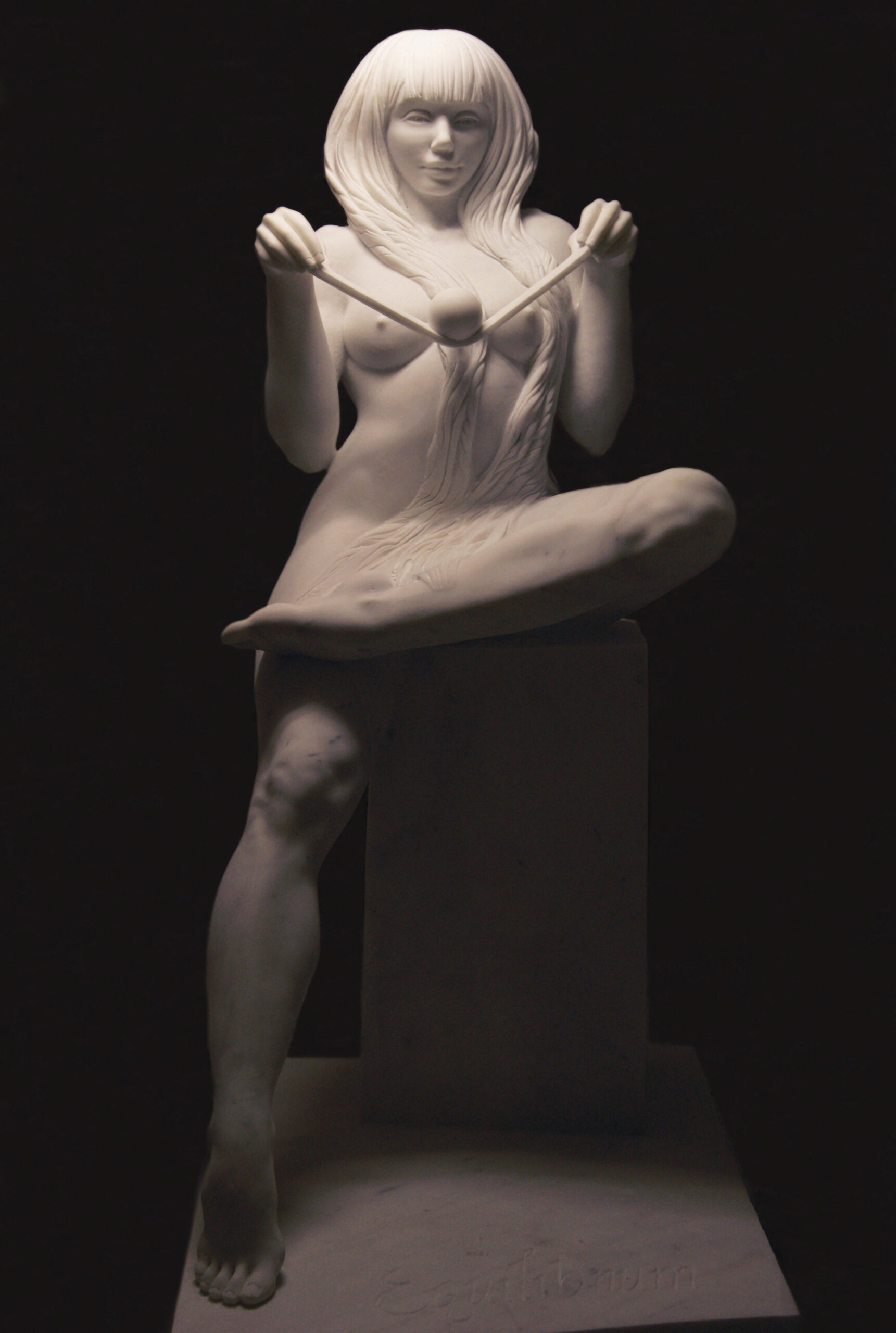 Carrara-Marble-Sculpture Veronika Bianchi